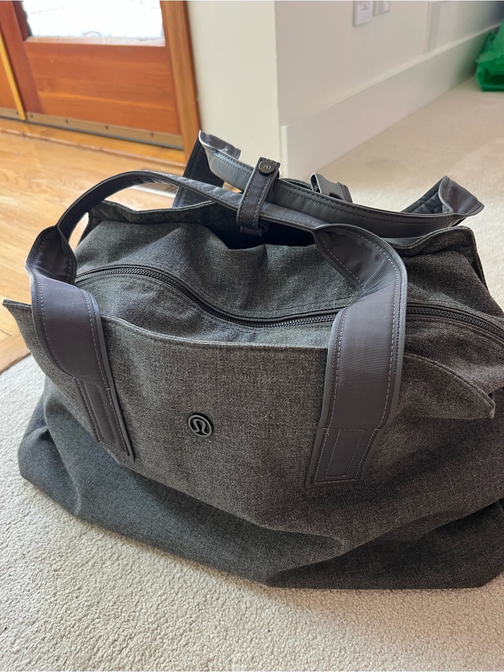 lululemon athletica Travel Duffel Bag - Charcoal